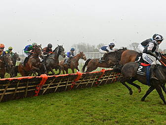 Racing continues in Ireland wi...